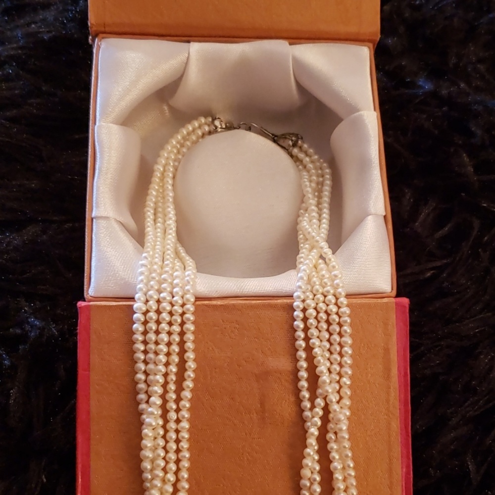 (REAL) BABY PEARLS WHITE